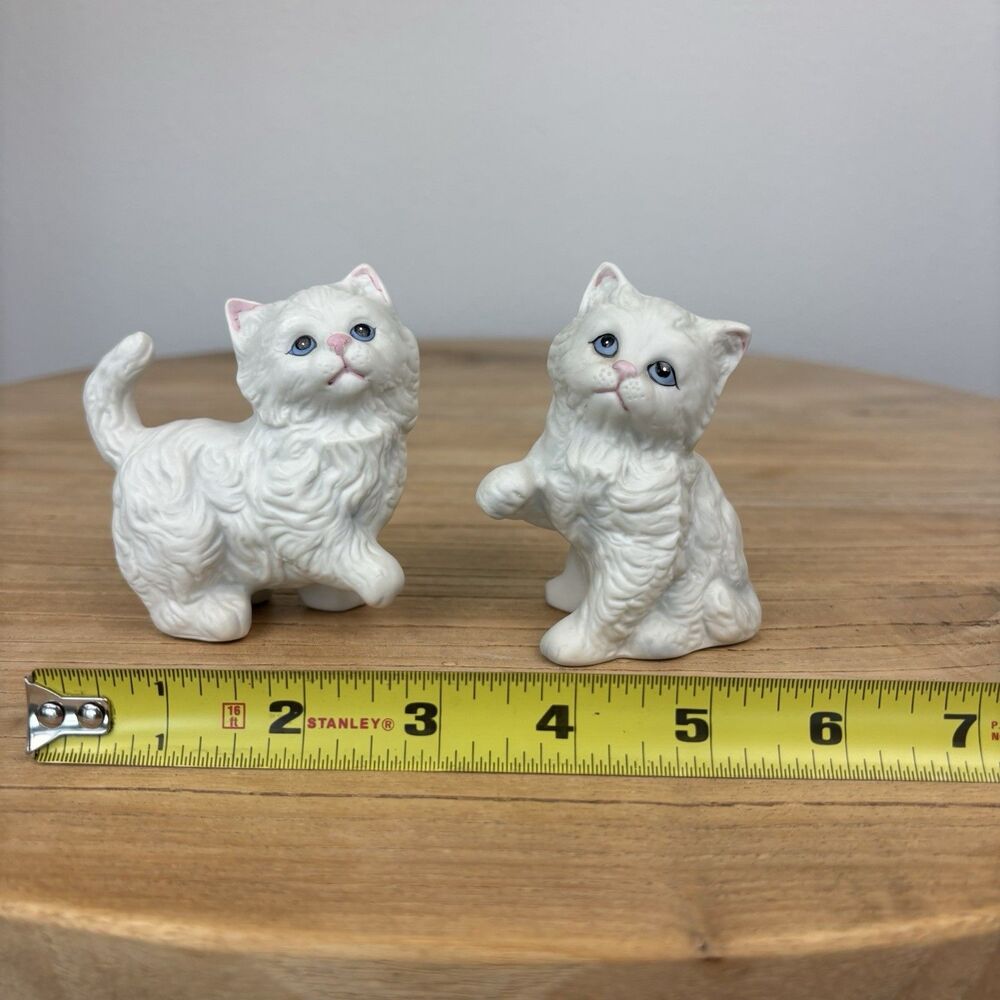 Vintage Homco White Kitten Cat Figurines Pair Porcelain Blue Eyes Granny Cottage - Picture 13 of 15